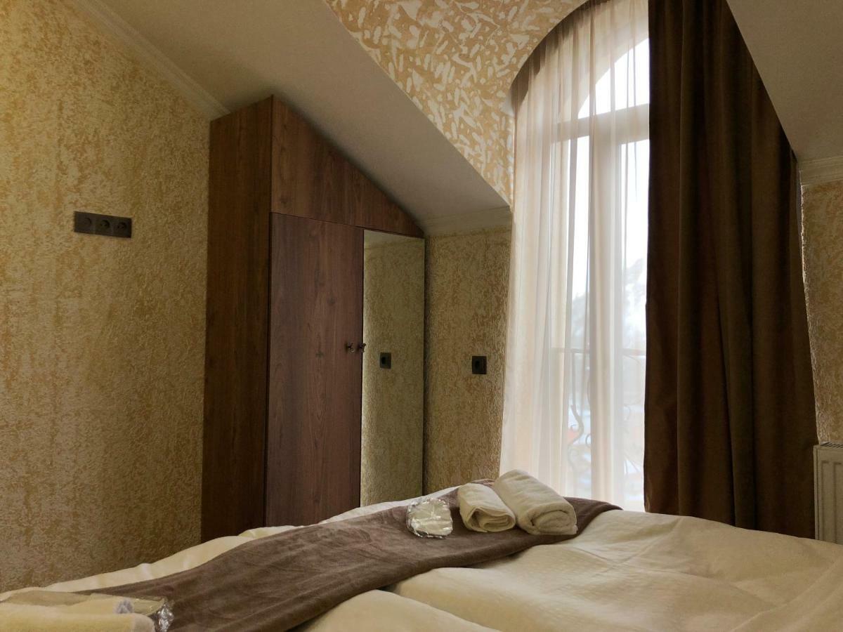 Hotel Toliketi Kazbegi Bagian luar foto
